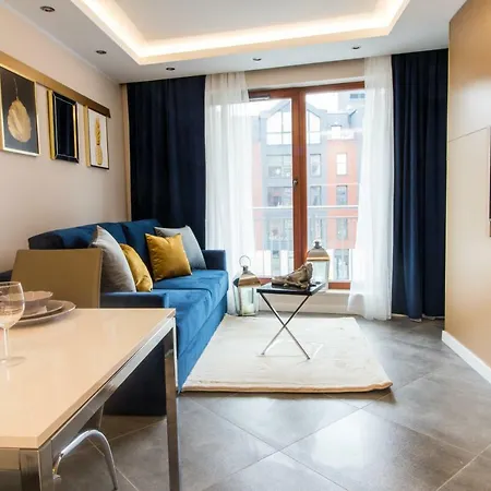 Apartament Golden Blue With Pool&jacuzzi *